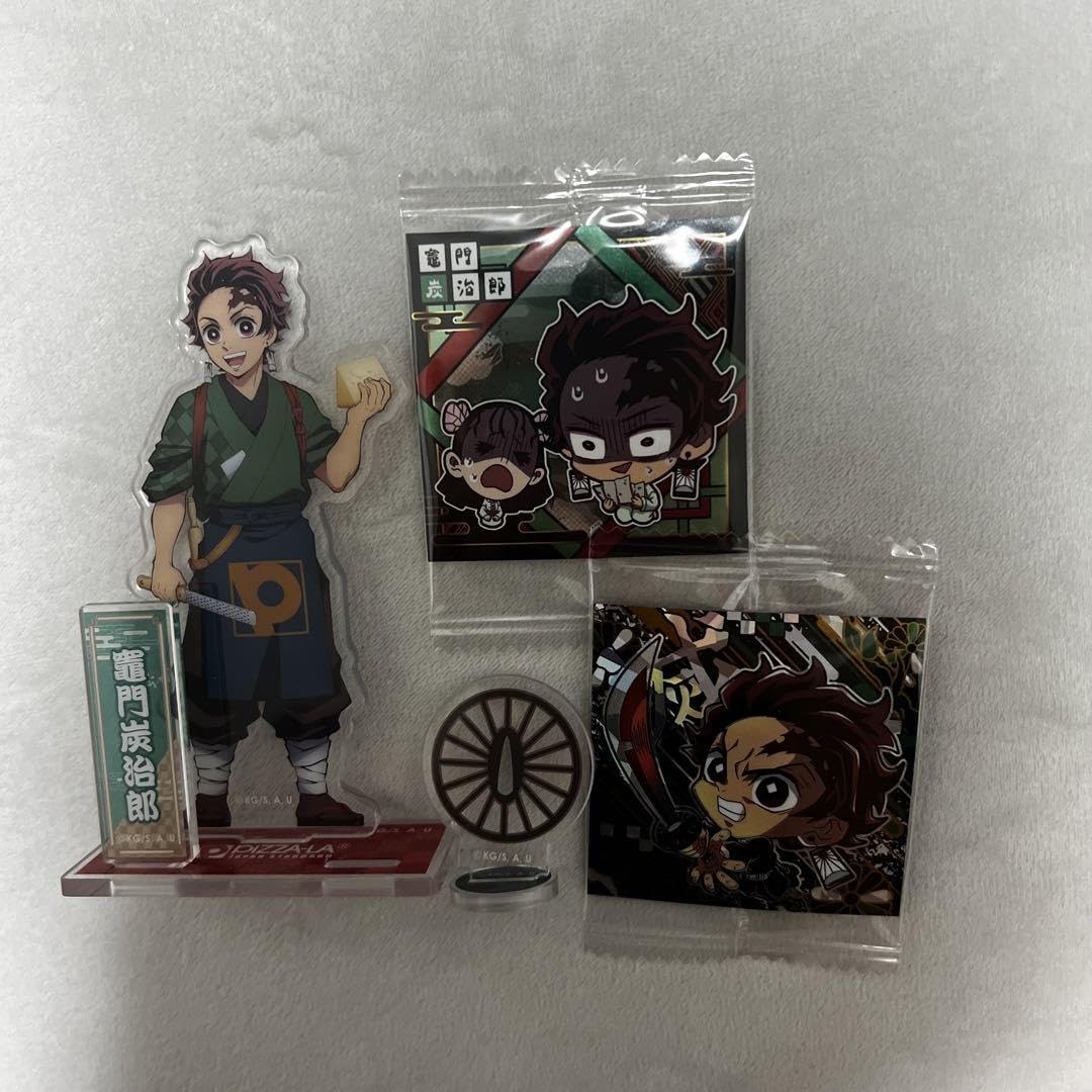 Amazon.co.jp: 鬼滅 誕生日 竈門炭治郎 アクリルスタンド